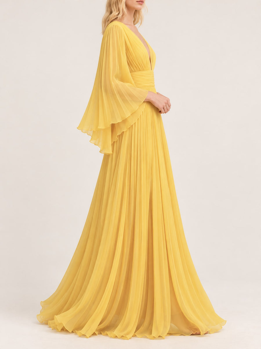 maxi dress in White with pleated and maxi