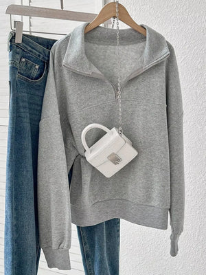 athleisure sweatshirt in Burgundy with collared