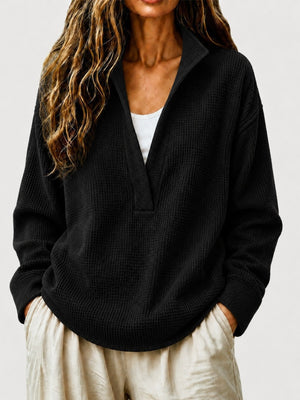 Gray sweatshirt with hip-length and pullover