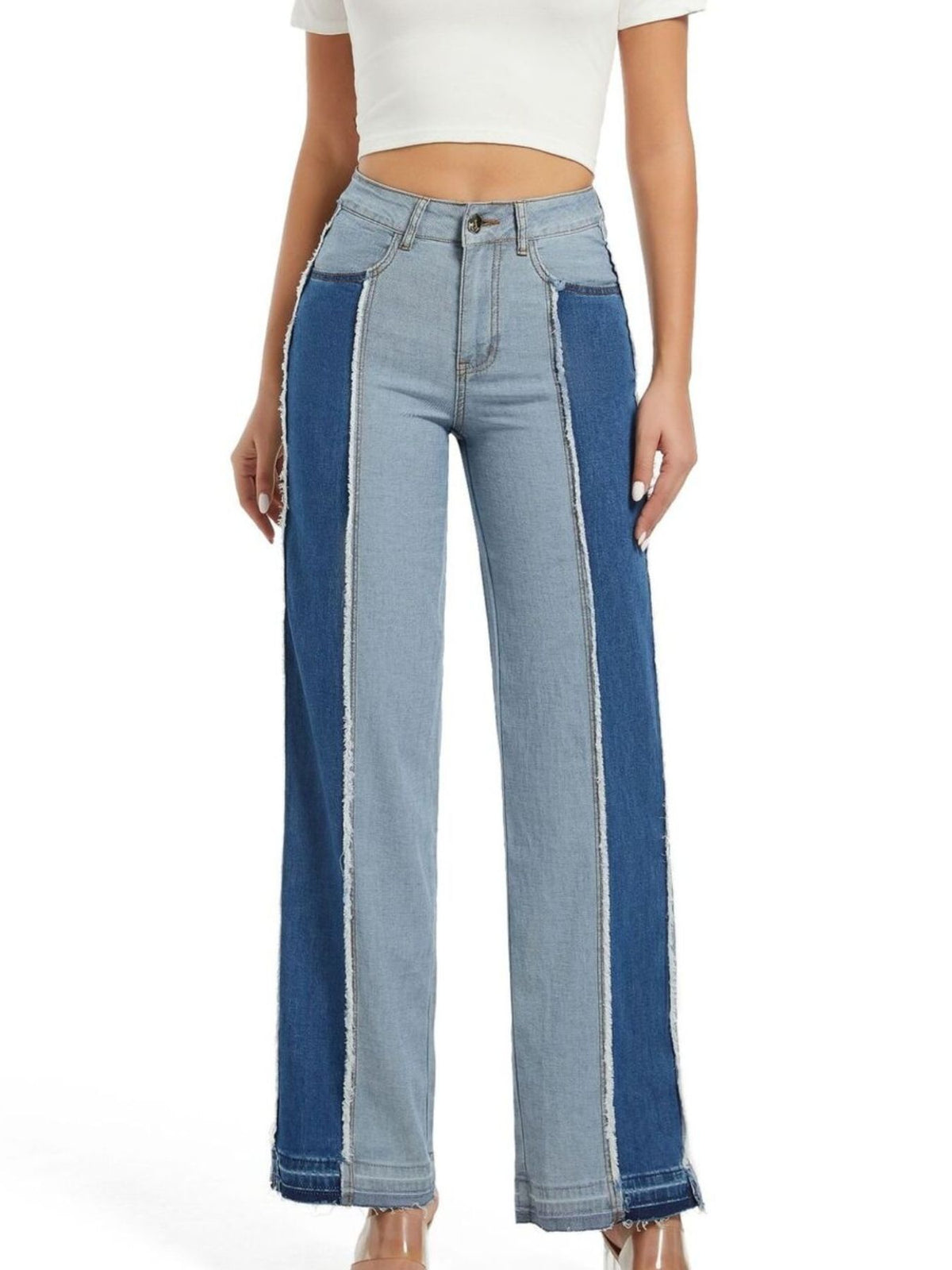jeans in light blue featuring buttoned and straight fit