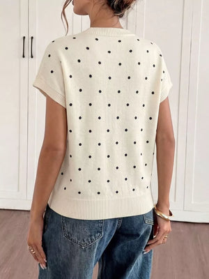 classic pullover sweater in Apricot with crew neck