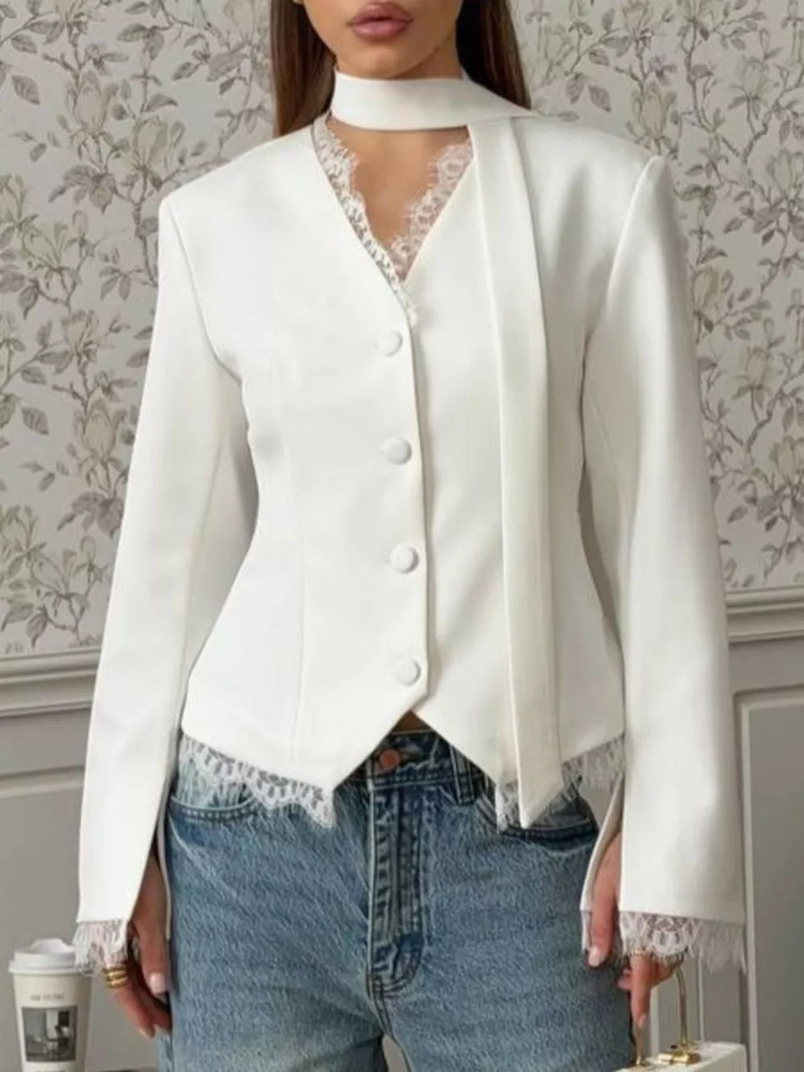 100% polyester Care instructions: Machine wash cold blazer in White with fitted silhouette
