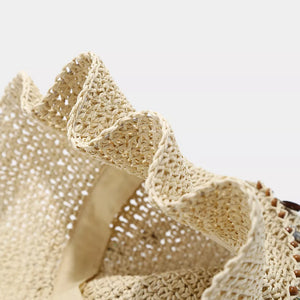 hat in beige