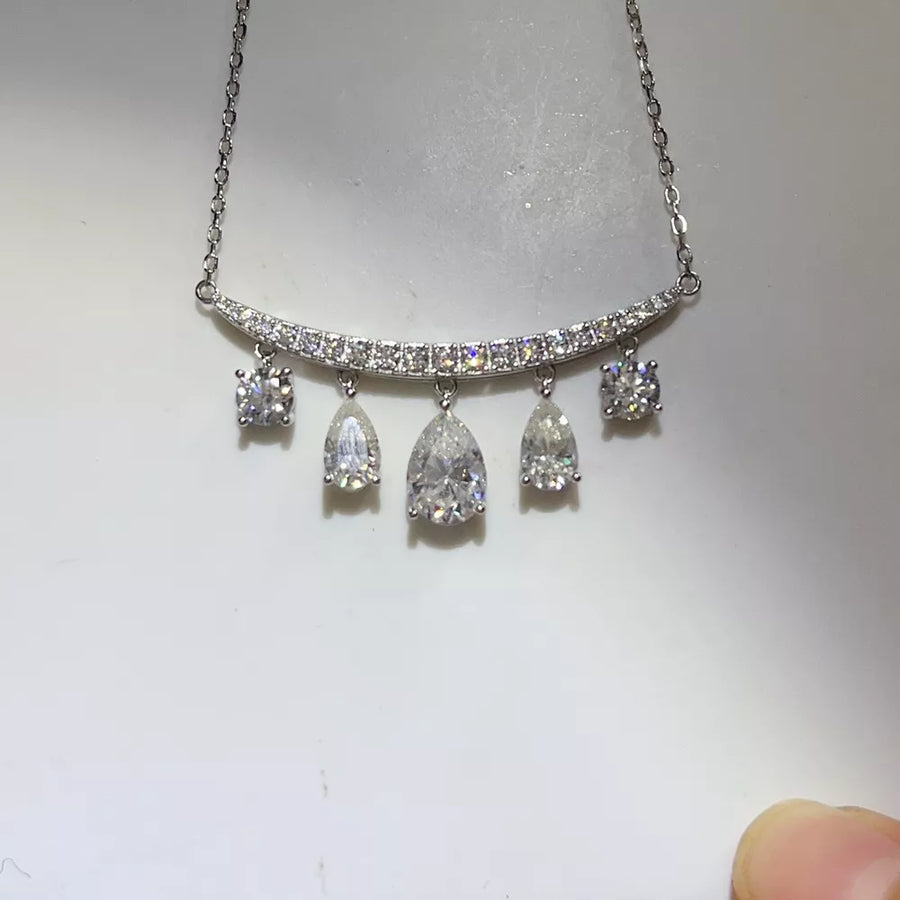 6 Carat 925 Necklace in silver with teardrop pendants
