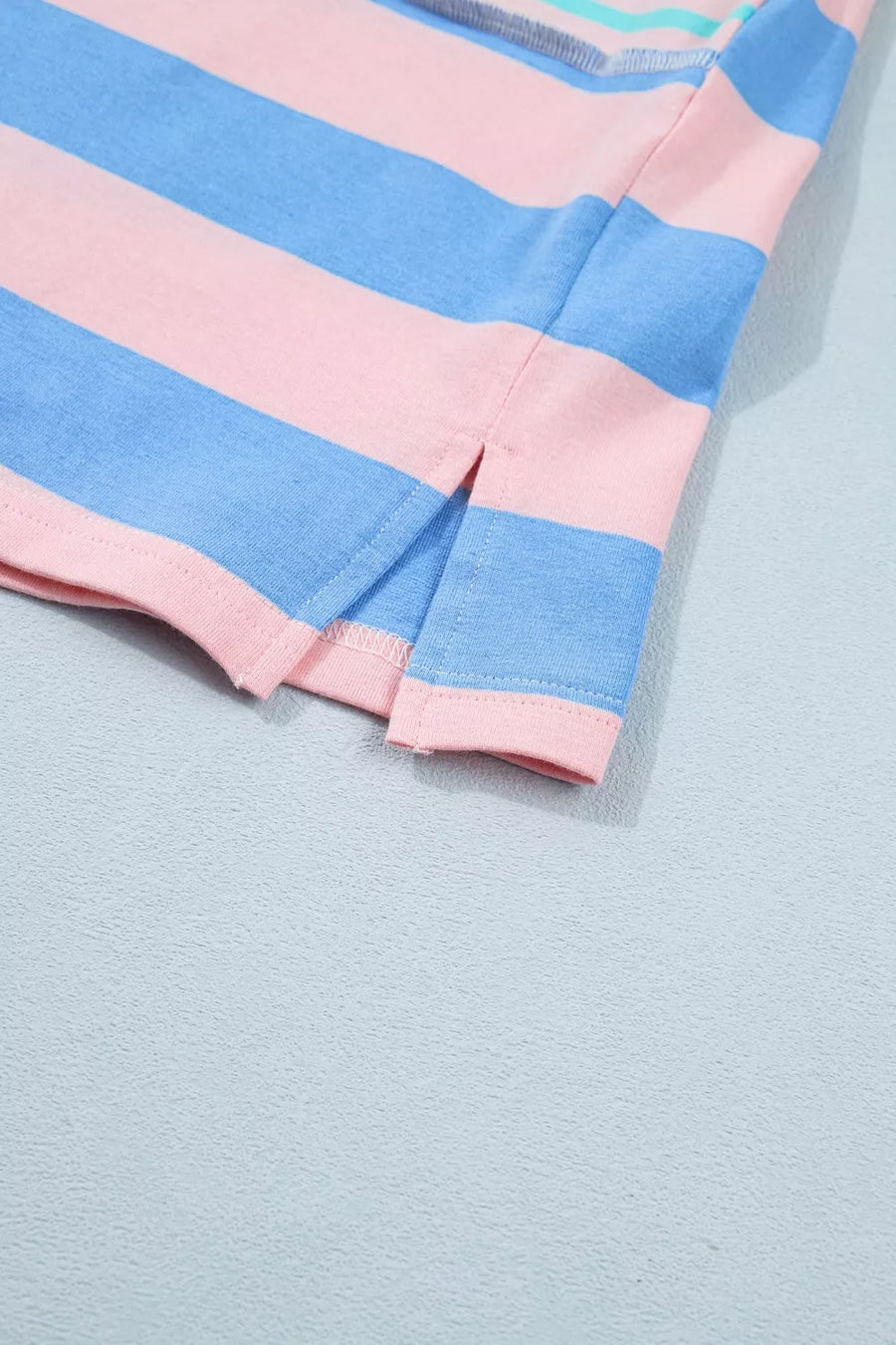 Striped t-shirt in pink and blue cotton with side slits