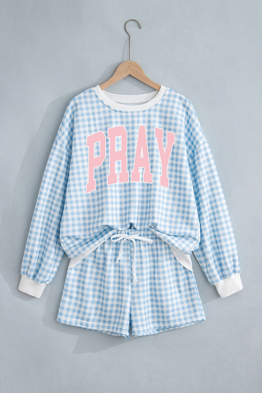 lounge set in Light Blue with gingham and oversized