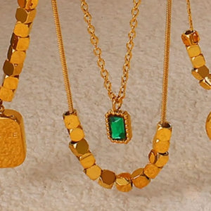 18k Gold-plated Pendant Necklace in Gold 2 with 18K gold-plated