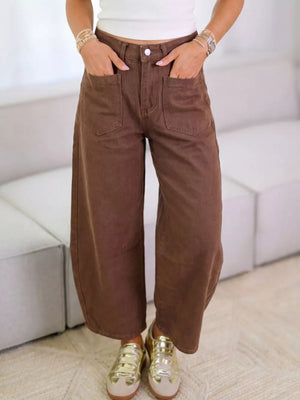 wide-leg jeans in chocolate brown featuring patch pockets and wide-leg fit