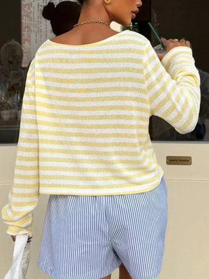 Light Blue t-shirt with ribbed cuffs and long sleeve