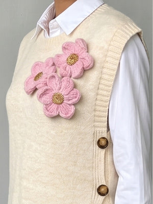 Pink regular sweater vest with crew neck