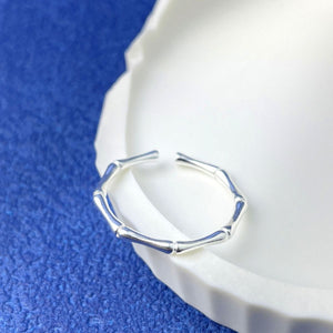Silver ring with not applicable and open