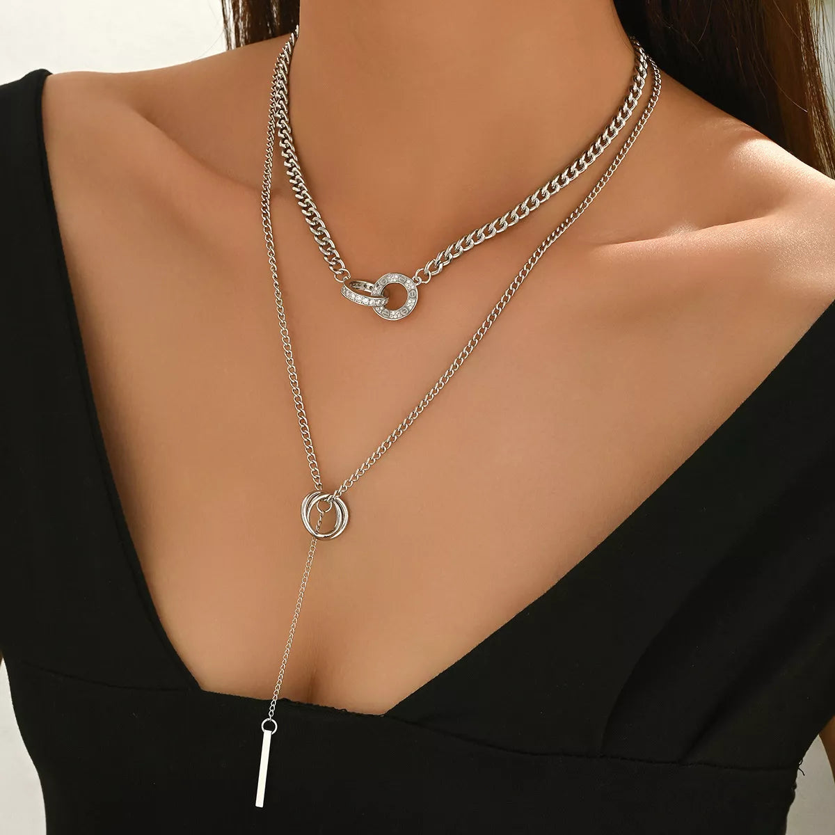 Silver layered Y-shaped pendant necklace with chain and bar detail