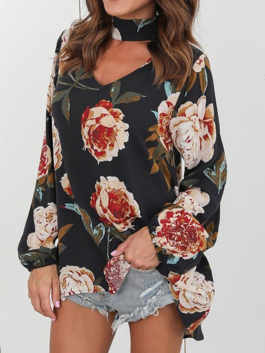 Eggshell blouse with tunic-length and pullover