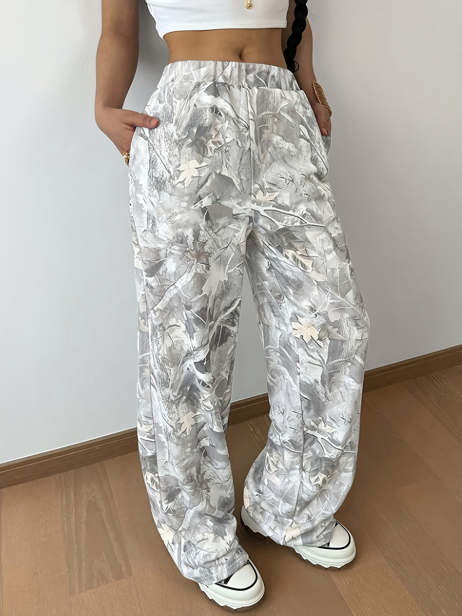 light gray wide-leg pants featuring pocketed and abstract-print