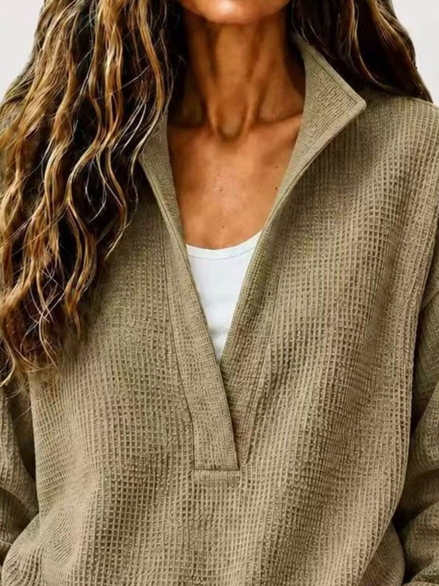 Gray sweatshirt with pullover and waffle-knit