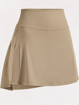 pleated skirt in Pale Yellow with lightweight and mini
