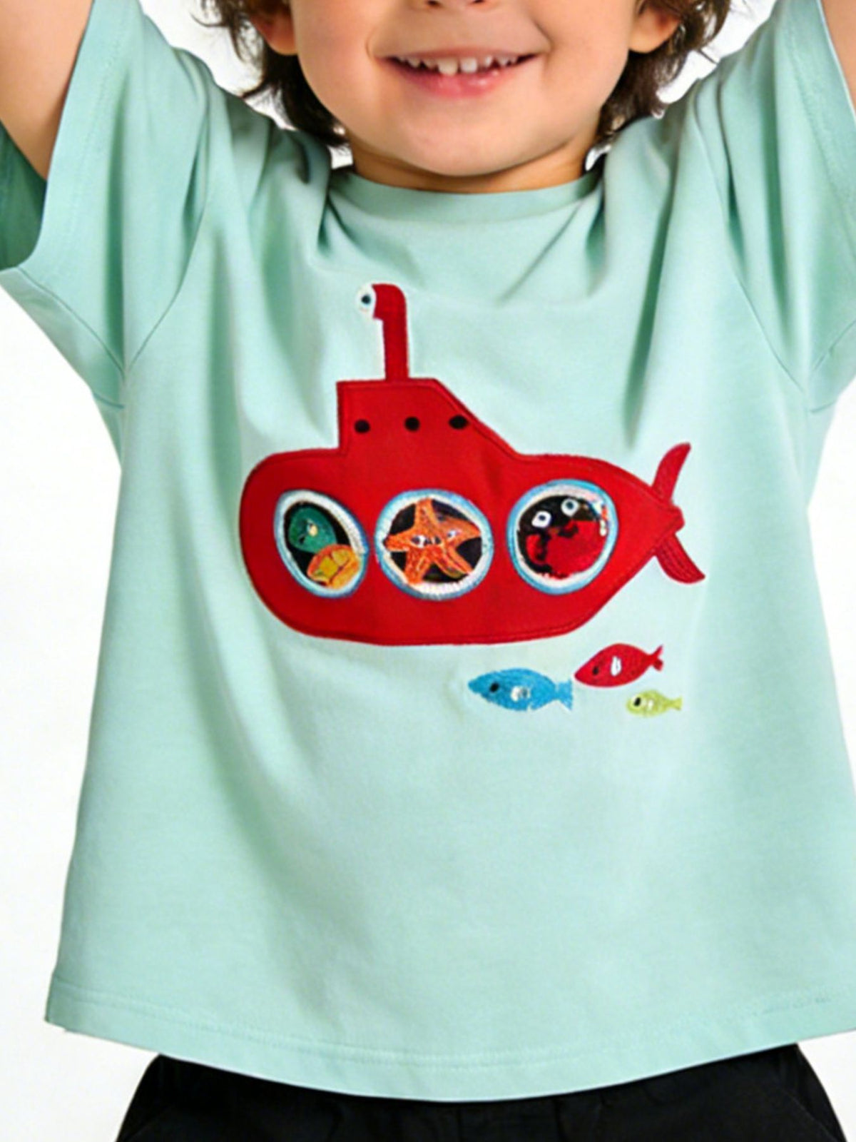 Light blue cotton crew neck t-shirt with a red embroidered submarine and fish applique.