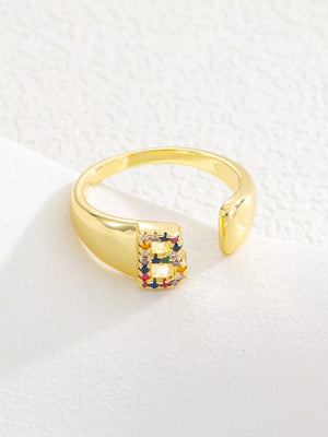 18k Gold-plated Zircon Letter Ring in H with gold-plated