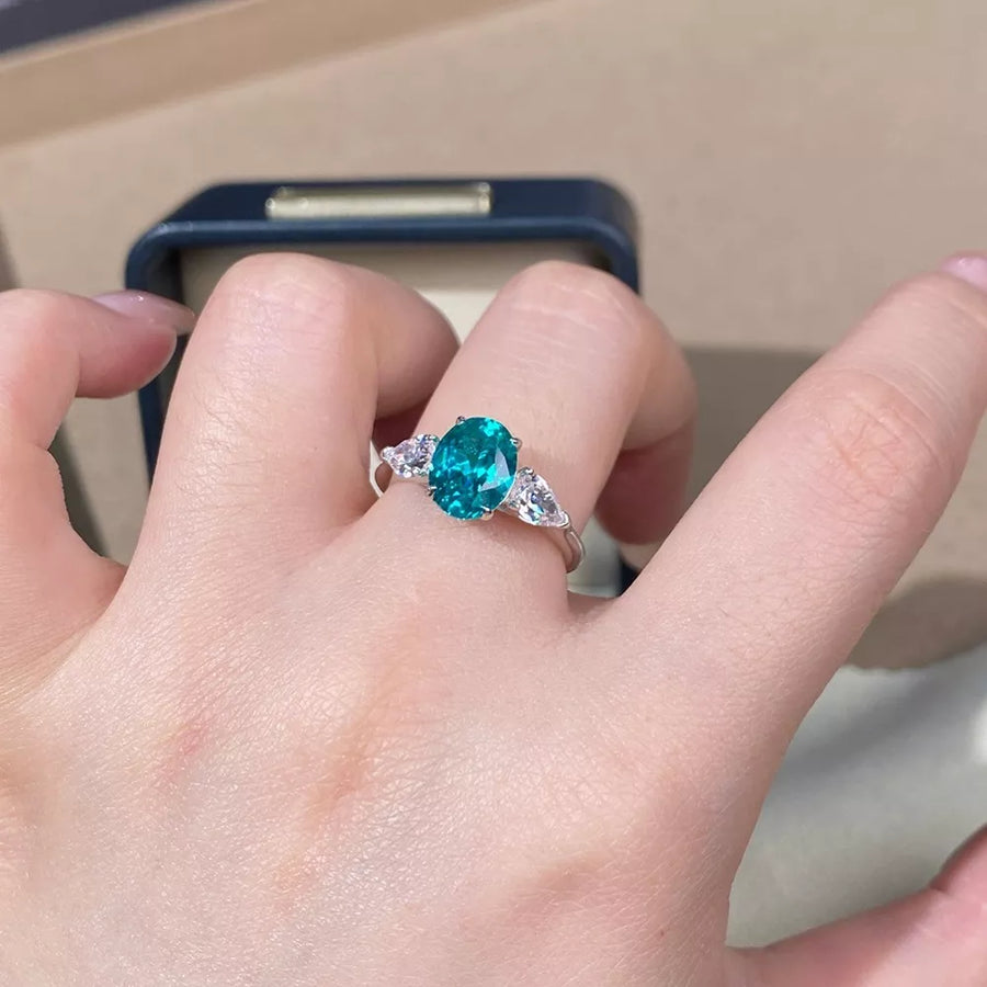 Topaz 925 Sterling Silver Oval Ring in Cerulean with gemstone setting