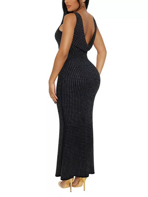 100% polyester Care instructions: Machine wash cold bodycon dress in Burgundy with fitted silhouette
