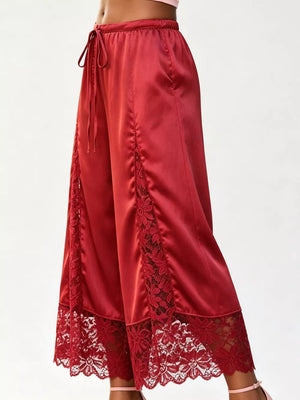 Lace Trim Wide-leg Cropped Pants in Blue