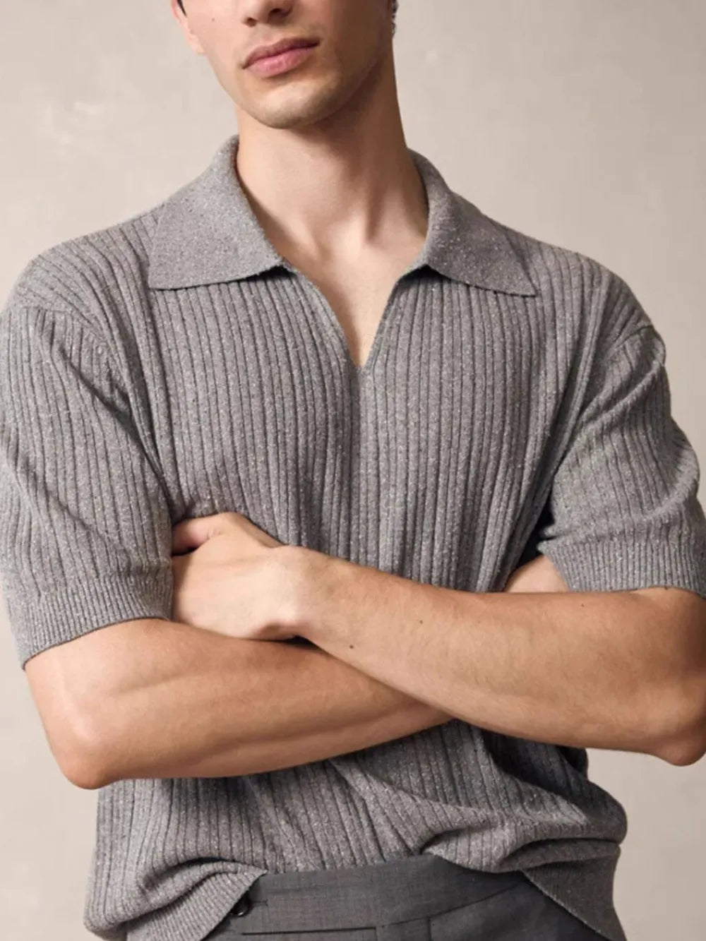 Gray ribbed knit polo shirt with Johnny collar and short sleeves
