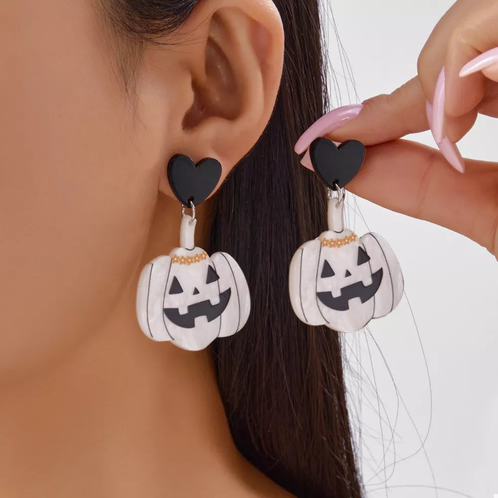 black earrings with graphic and not applicable