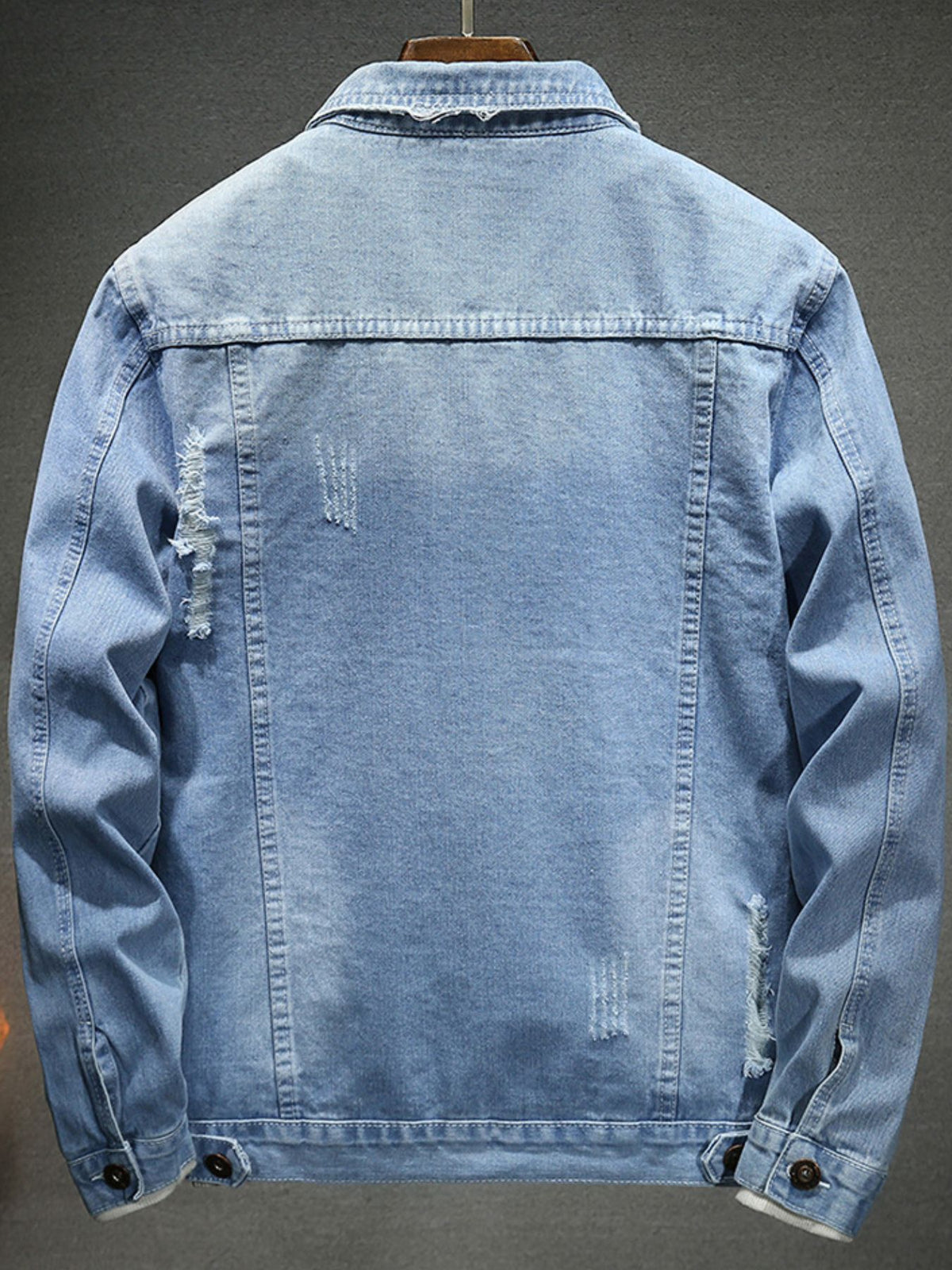 75% Cotton, 8 denim jacket in Black with slim silhouette