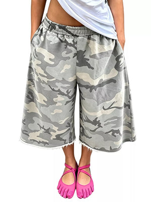Wide-leg Cropped Sweatpants With Pockets in Green, view 11