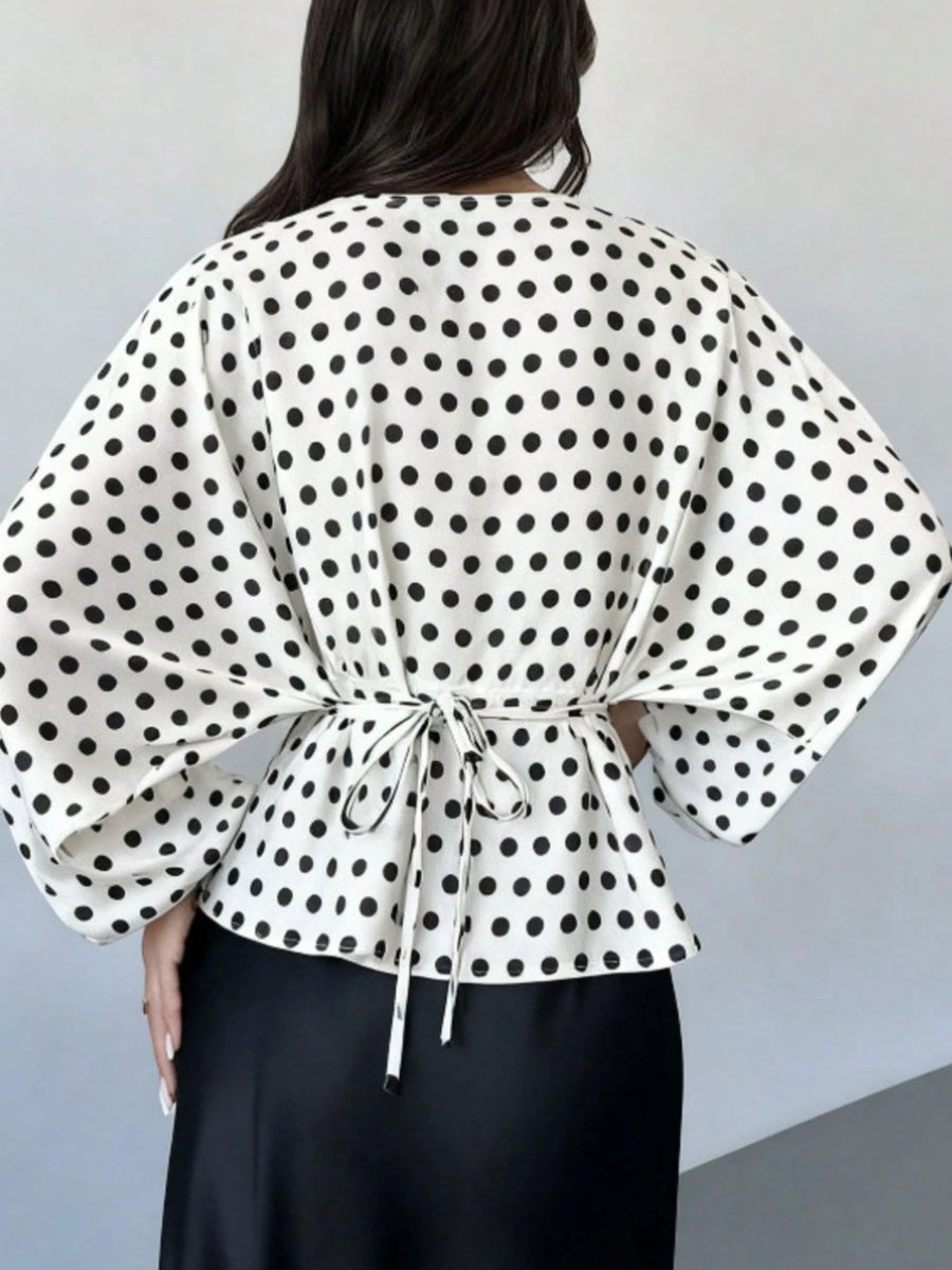 Brown blouse with hip-length and pullover