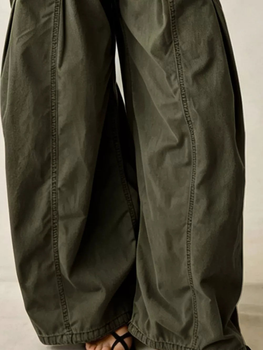 High-waisted Cargo Wide-leg Pants in Yellow with high-waisted