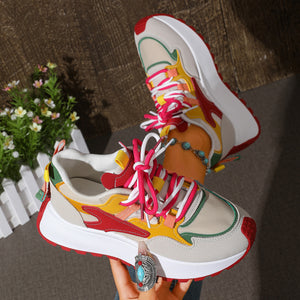 sneakers in beige with color-block and round toe