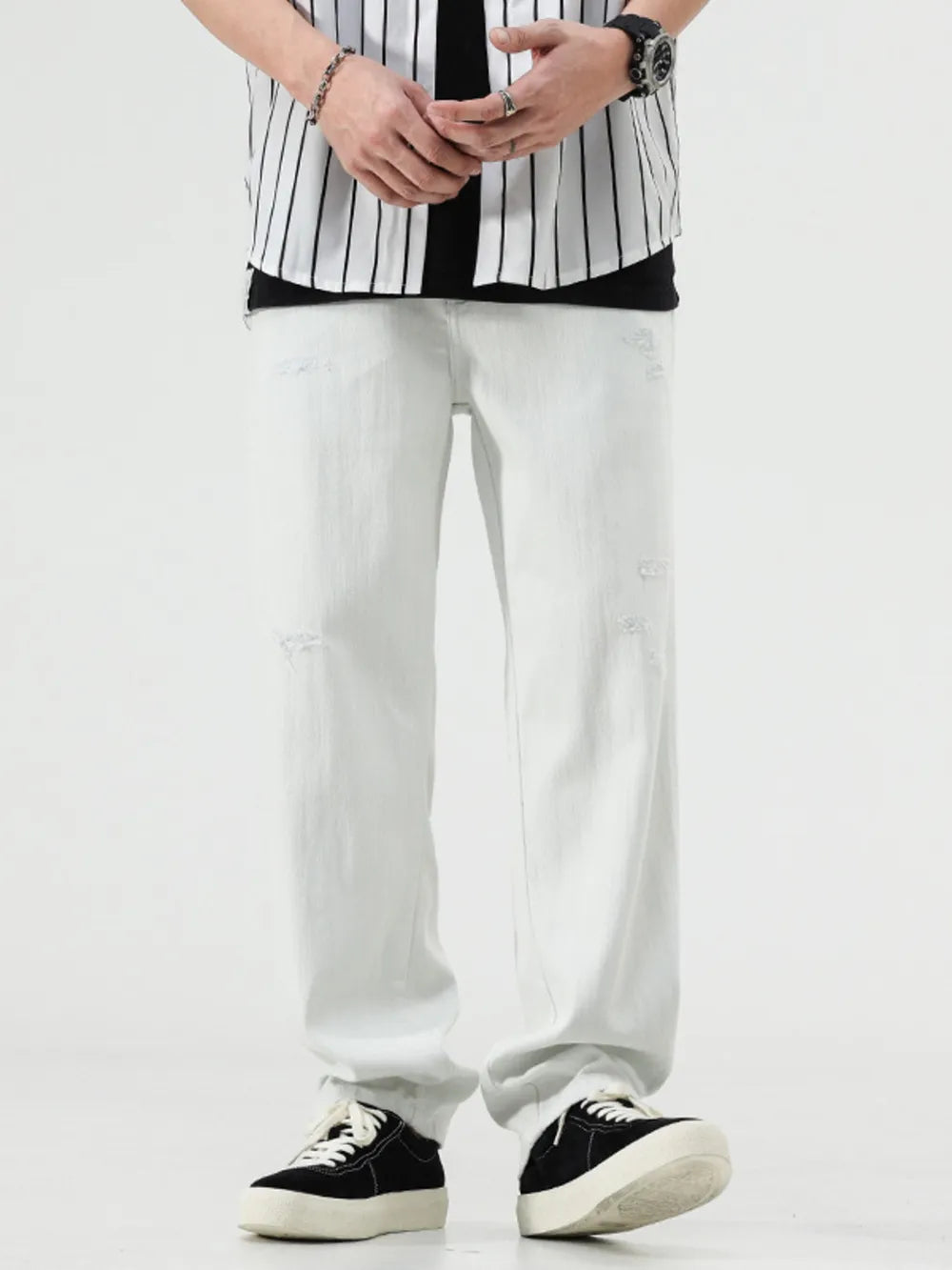 Men S Distressed Relaxed Fit Jeans in White