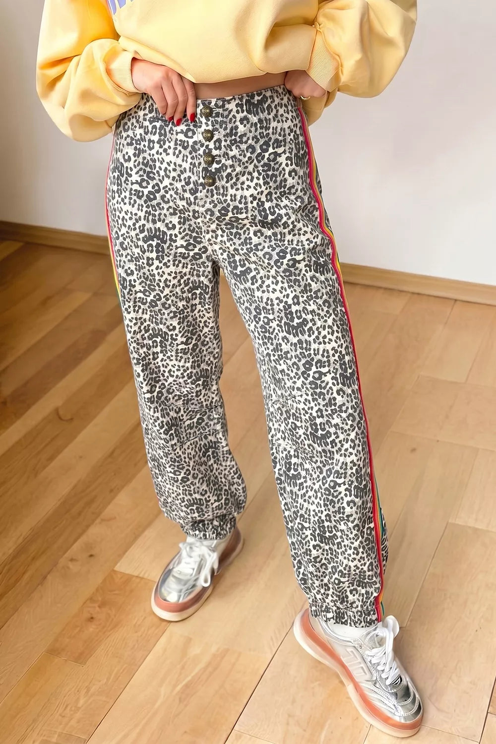 cream joggers with leopard and null