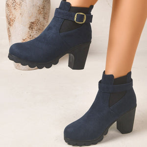 boots in Black with block heel and ankle-length