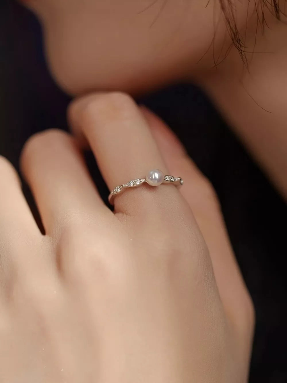 ring in silver featuring synthetic pearl and n/a fit