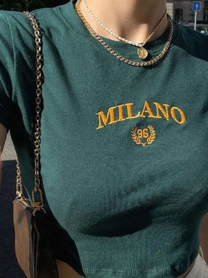Green cropped t-shirt with crew neck and embroidered MILANO 96 detail.