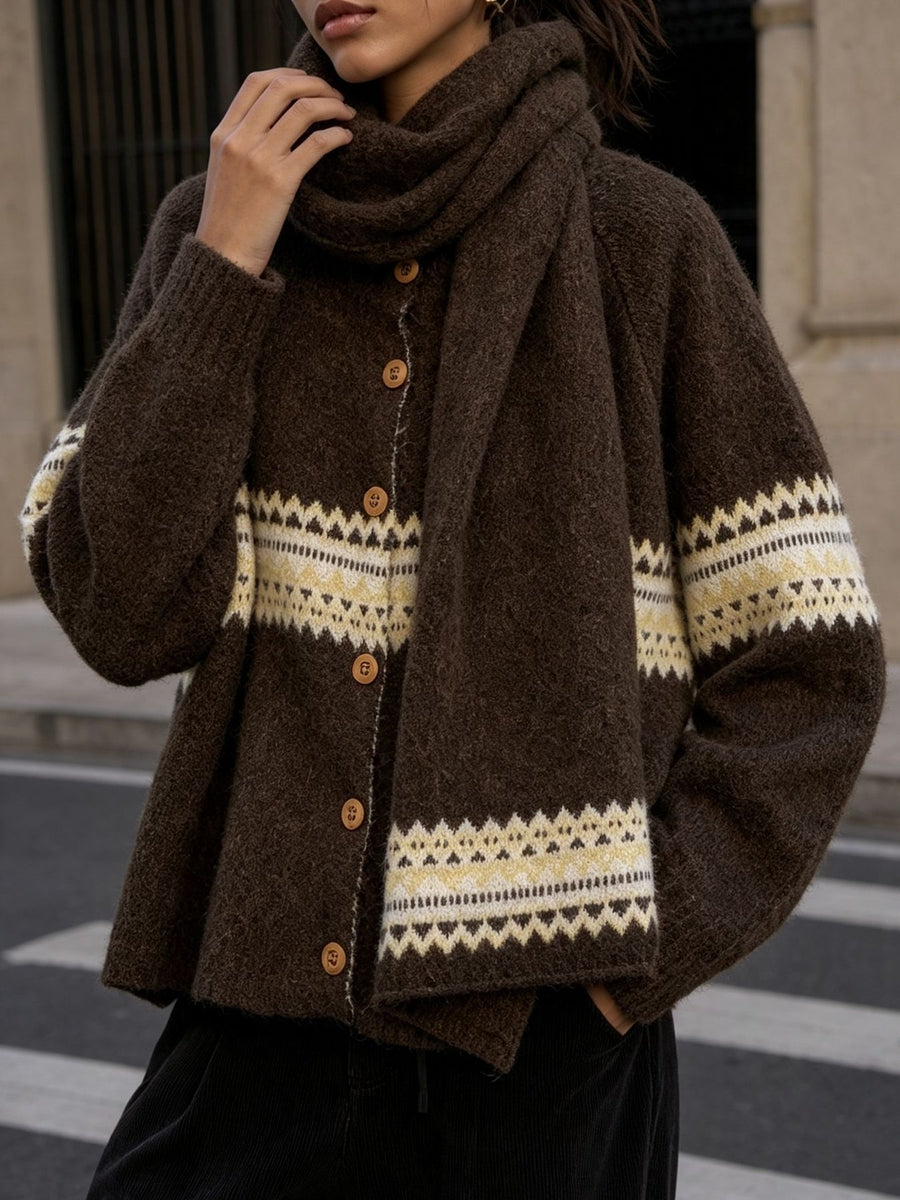cardigan in Light Blue with buttoned and hip-length