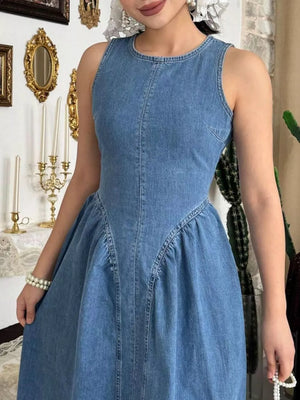 classic A-line dress in Dark Blue with round neck