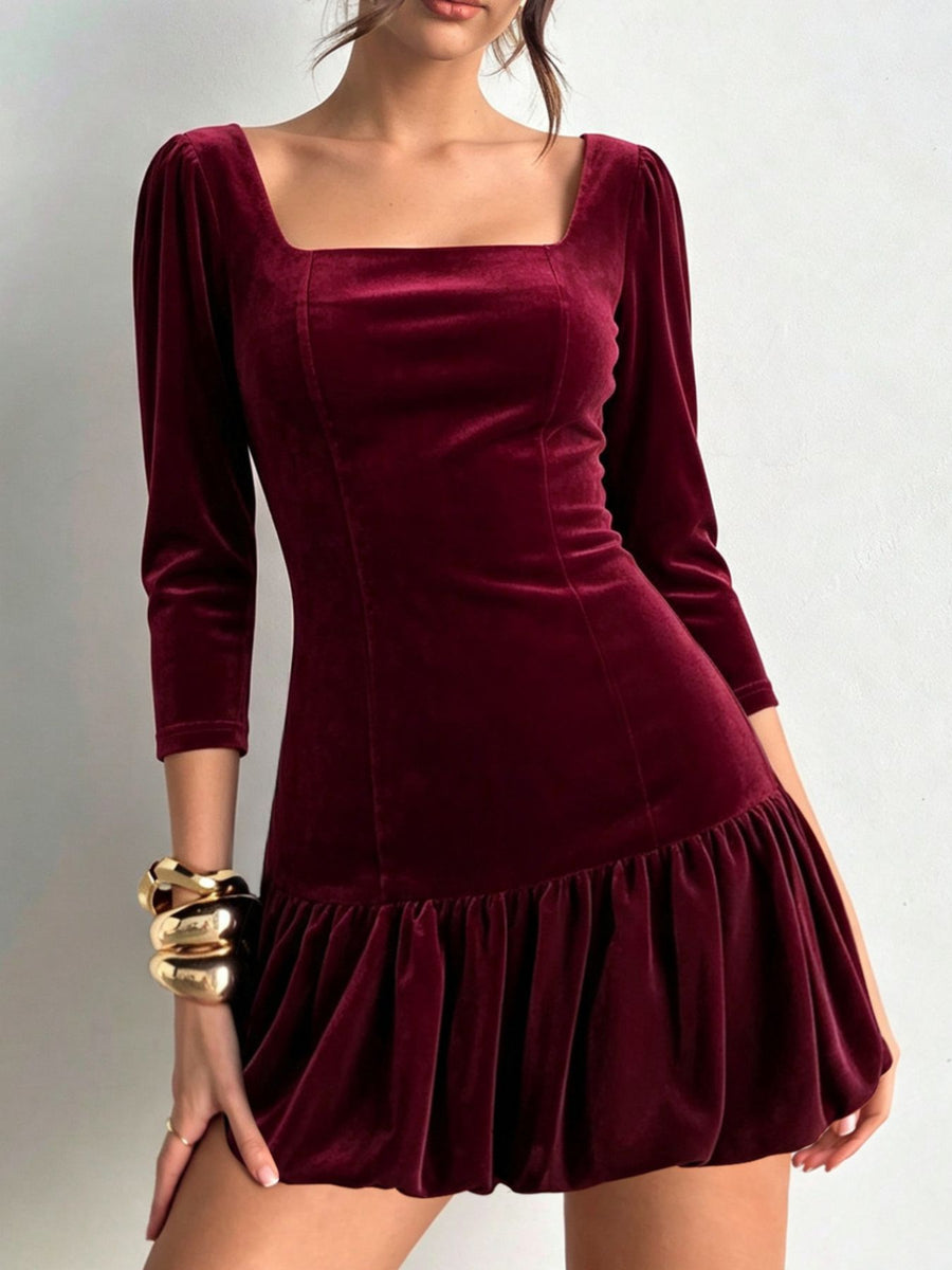 romantic mini dress in burgundy with square neck