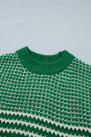 classic pullover sweater in Moss with crew neck