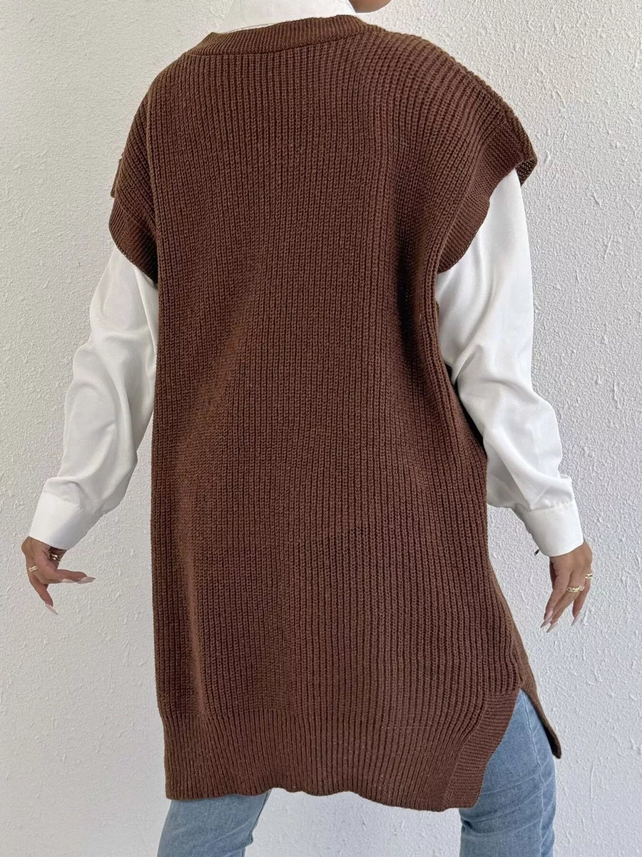 preppy sweater vest in Black with v-neck