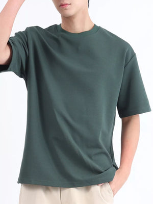 Men's dark gray cotton t-shirt with a round neck and short sleeves.