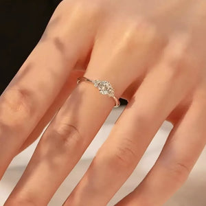 1 Carat Moissanite 925 Sterling Silver Ring in Silver
