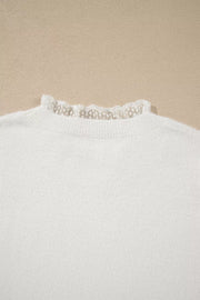 White regular pullover sweater with crew neck