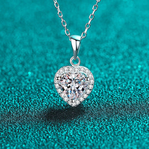 925 sterling silver,Moissanite Carat weight: 2ct Care instructions: Avoid wearin necklace in clear with straight silhouette