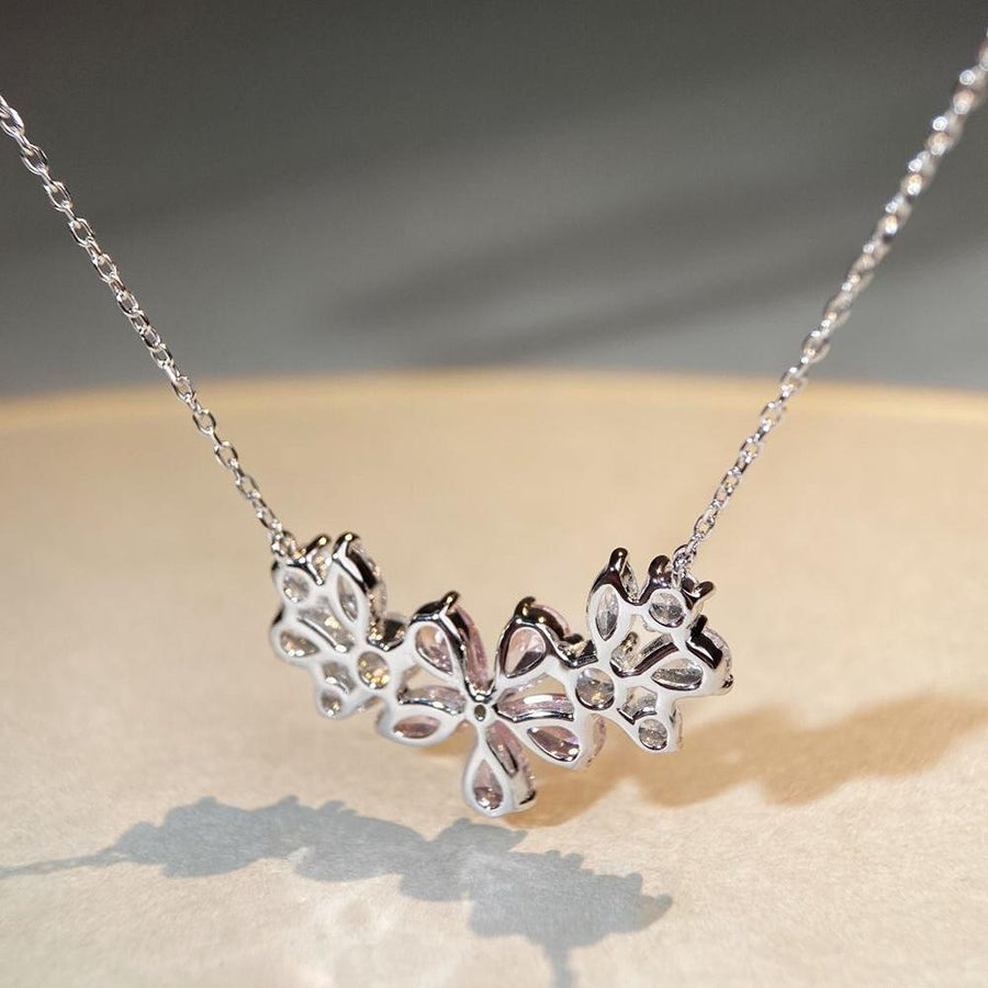necklace in silver with zircon embellishment and 15.7 inches