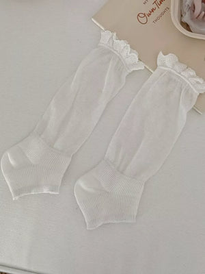socks in white