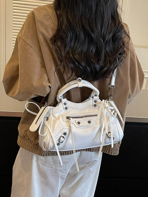 handbag in Black