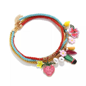 Color necklace with short and lobster clasp